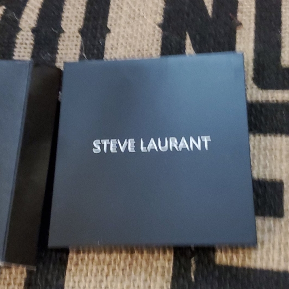 Steve Laurent eyeshadow compact with mirror new - Picture 3 of 4